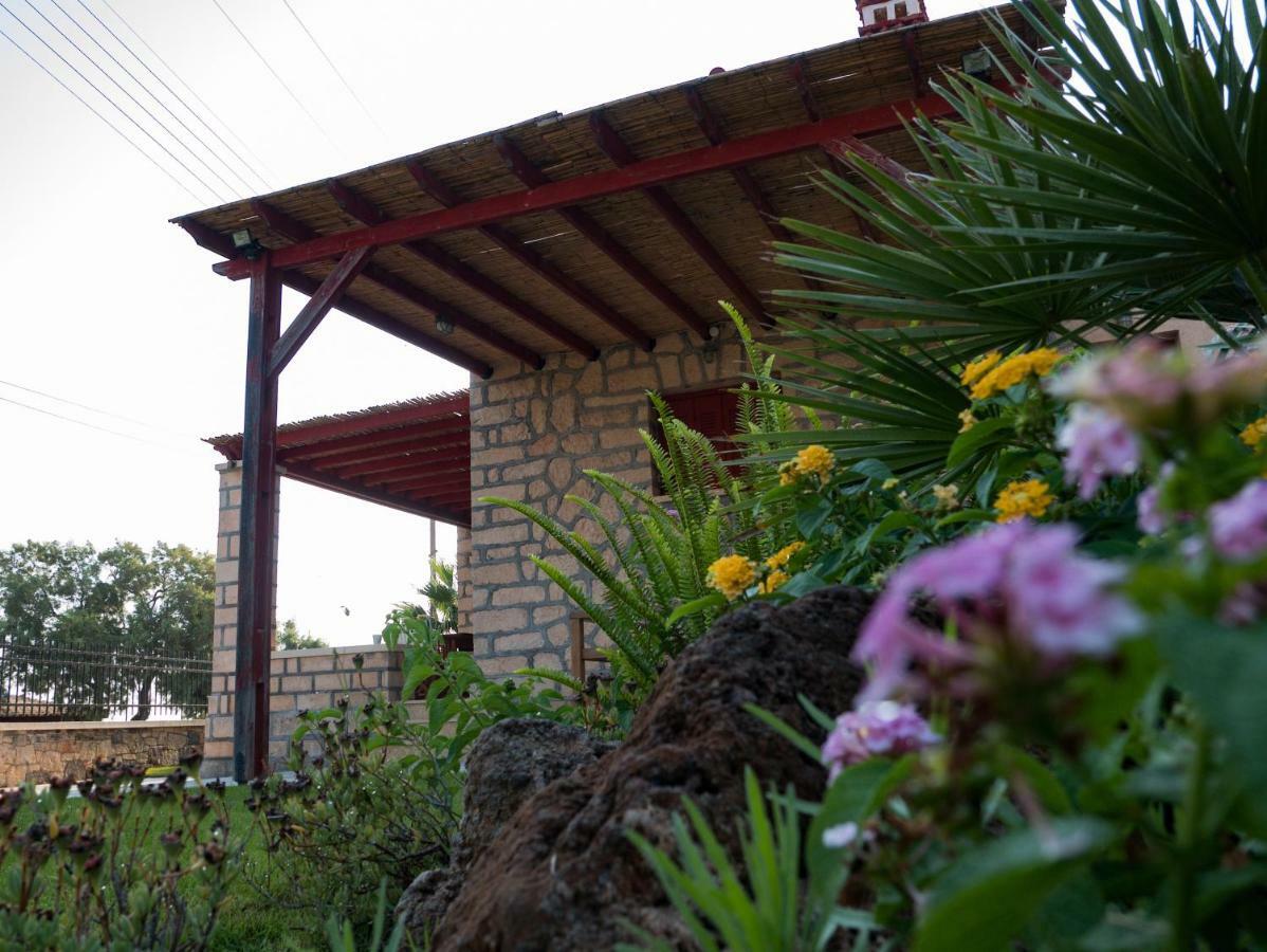 Vila Stone House Khloi Exteriér fotografie